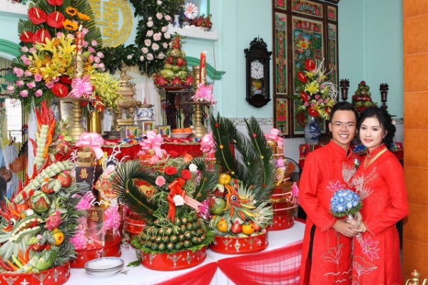 Cách bài trí bàn thờ ngày cưới đẹp, hợp phong thủy