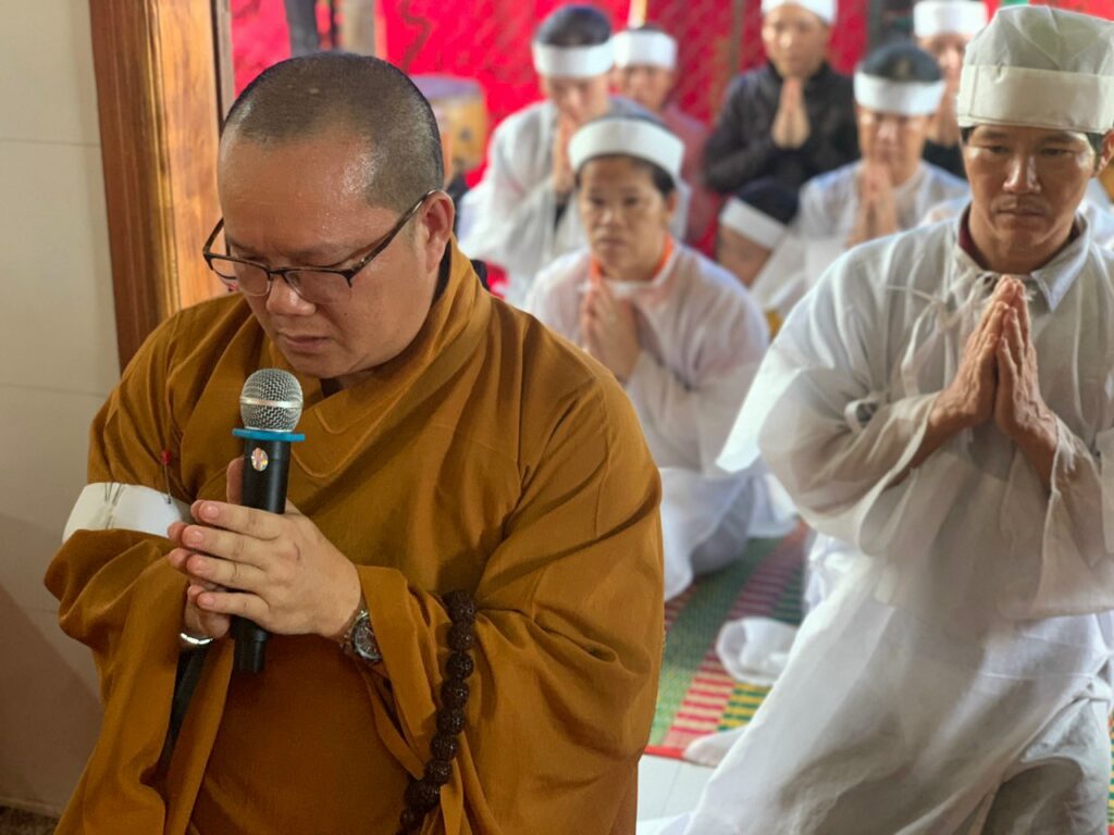 Mẫu lời cảm tạ sau tang lễ theo đạo Phật Mẫu lời cảm tạ sau tang lễ theo đạo Phật