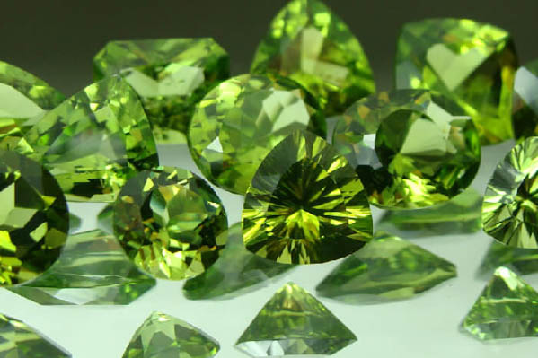 Peridot (Ngọc Lục Bảo)