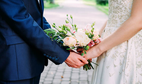 Mối quan hệ tình cảm và hôn nhân của mệnh Thổ giao hòa cùng mệnh Thủy Mối quan hệ tình cảm và hôn nhân của mệnh Thổ giao hòa cùng mệnh Thủy